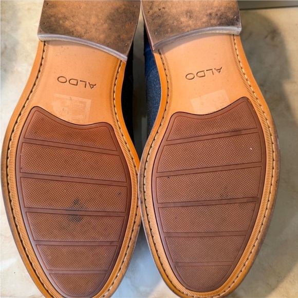 Aldo Blue Denim with Blue Suede Trim Oxfords - Picture 4 of 5